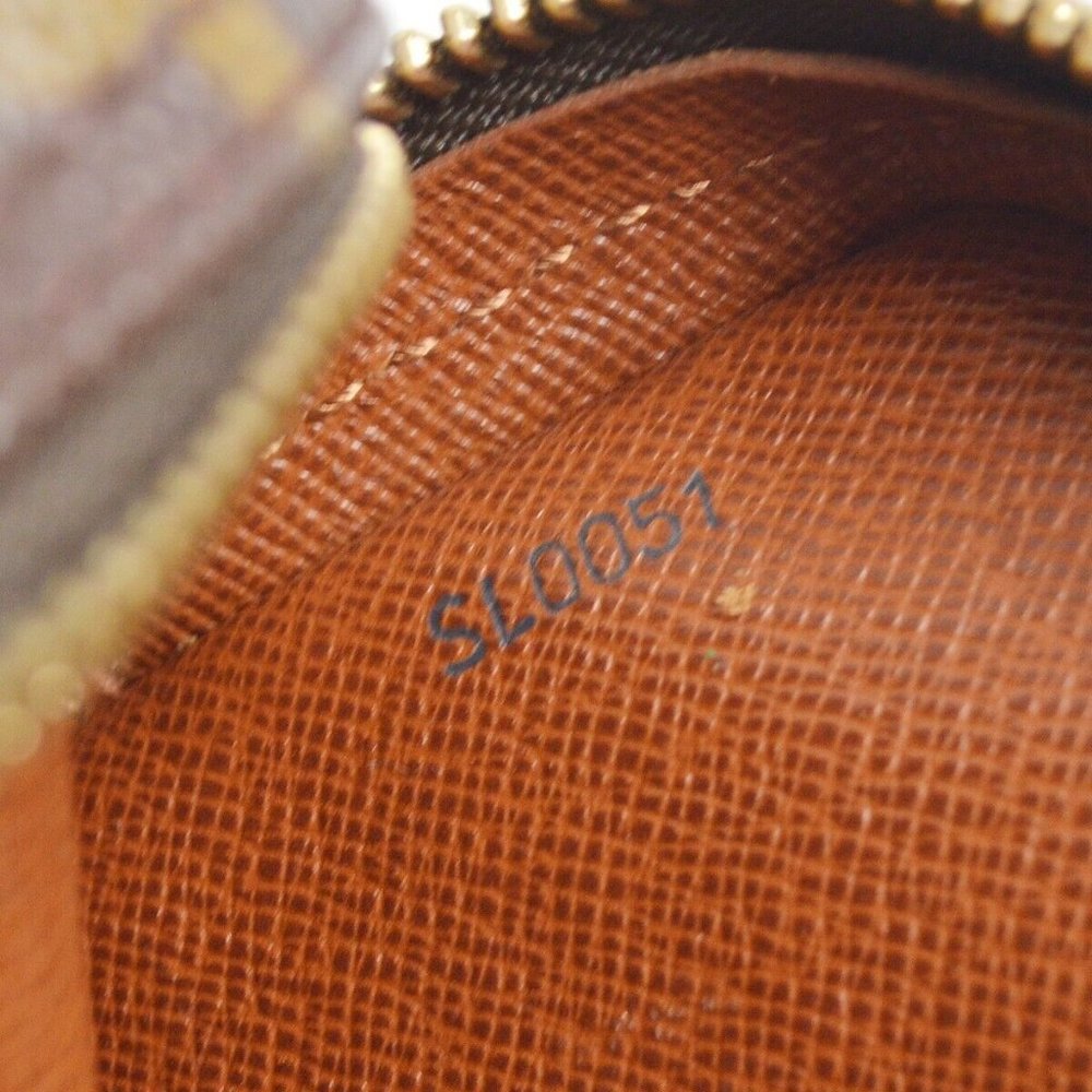 LOUIS VUITTON DANUBE CROSSBODY SHOULDER BAG MONOGRAM - Picture 2 of 7